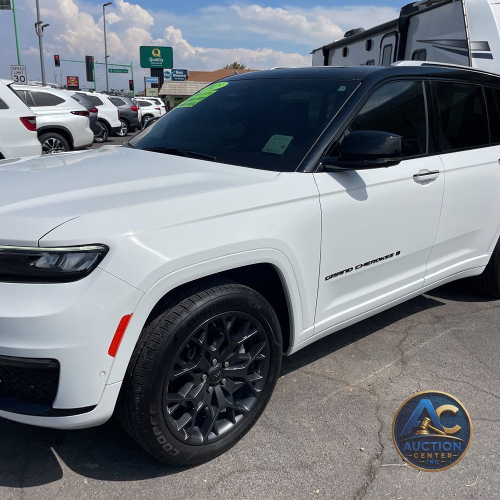 2023 Jeep Grand Cherokee L Summit