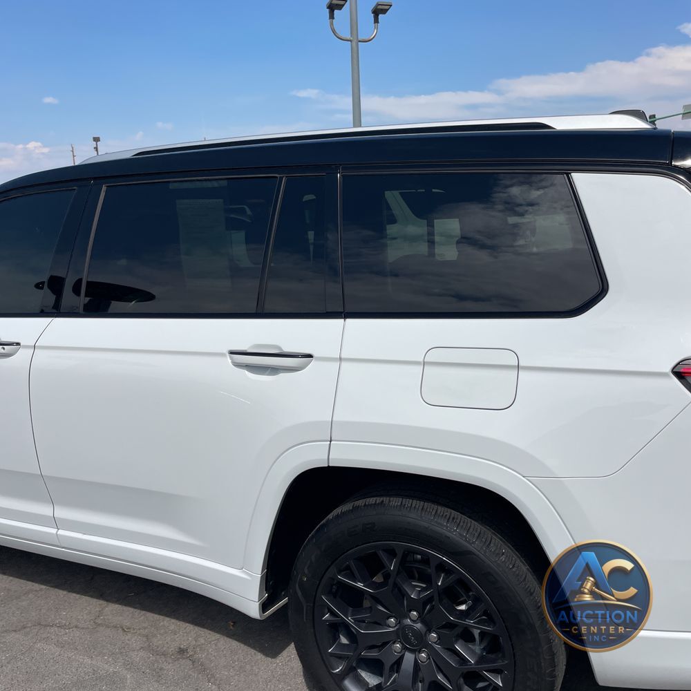 2023 Jeep Grand Cherokee L Summit