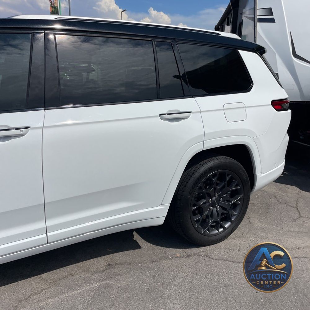 2023 Jeep Grand Cherokee L Summit