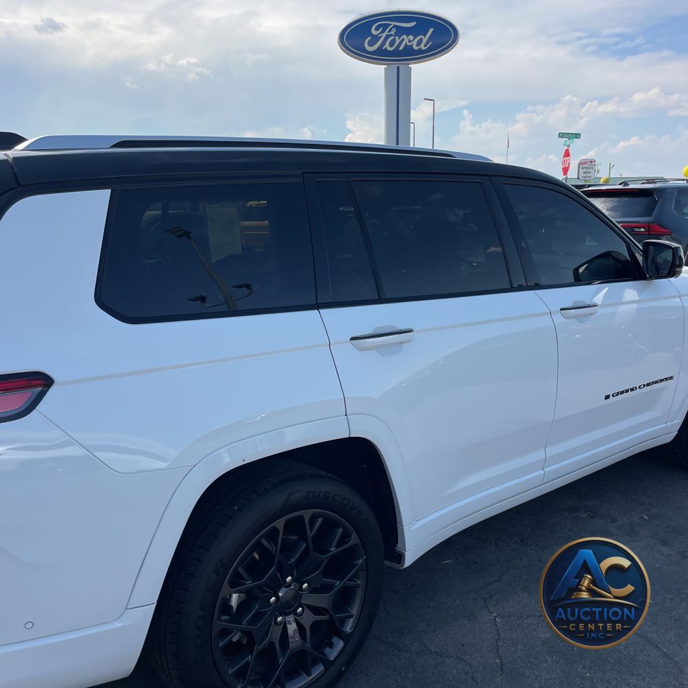 2023 Jeep Grand Cherokee L Summit