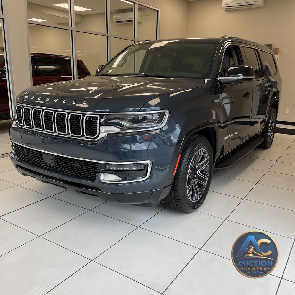 2024 Jeep Wagoneer L Base