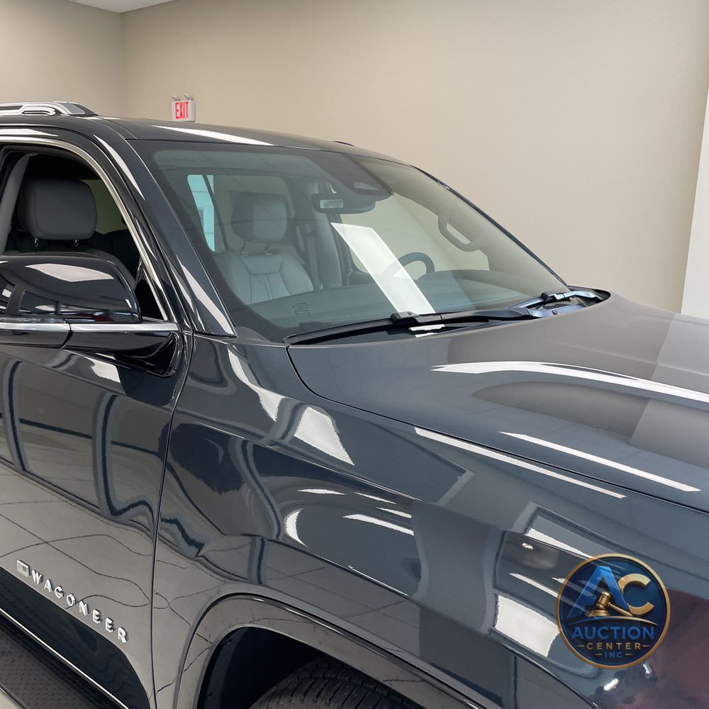 2024 Jeep Wagoneer L Base