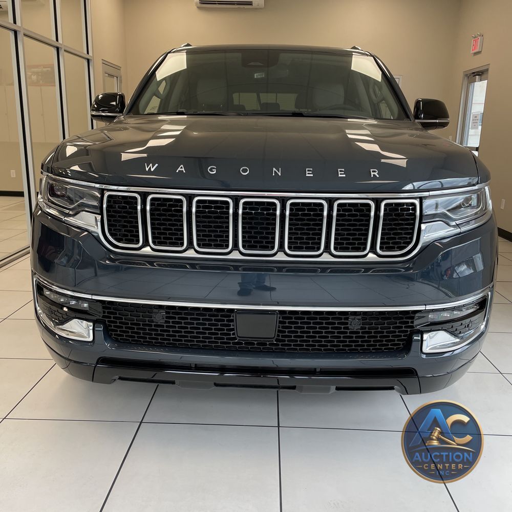 2024 Jeep Wagoneer L Base