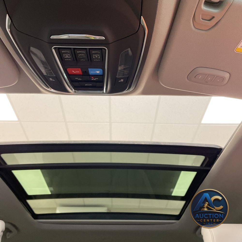 2024 Jeep Wagoneer L Base