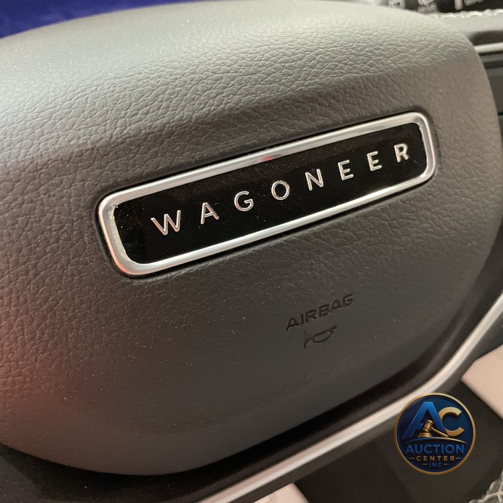 2024 Jeep Wagoneer L Base