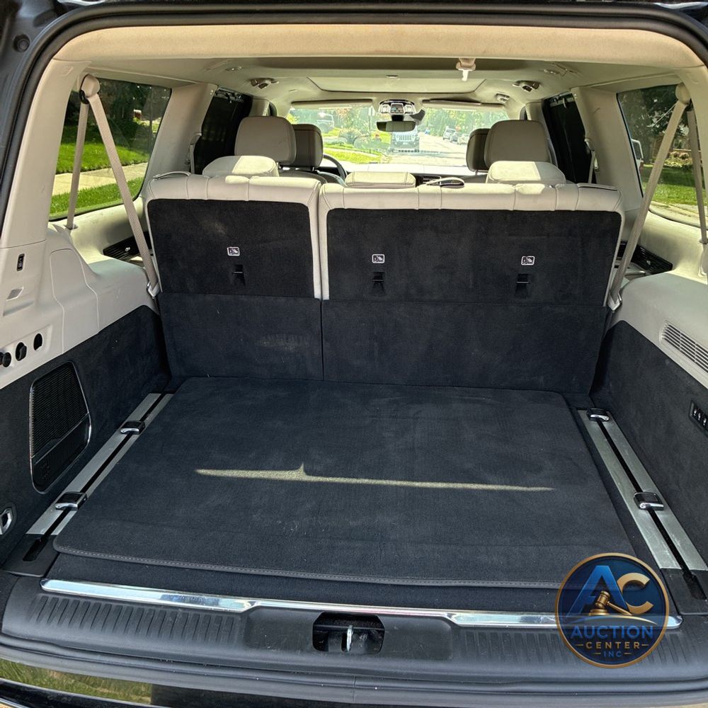 2024 Jeep Grand Wagoneer L Base