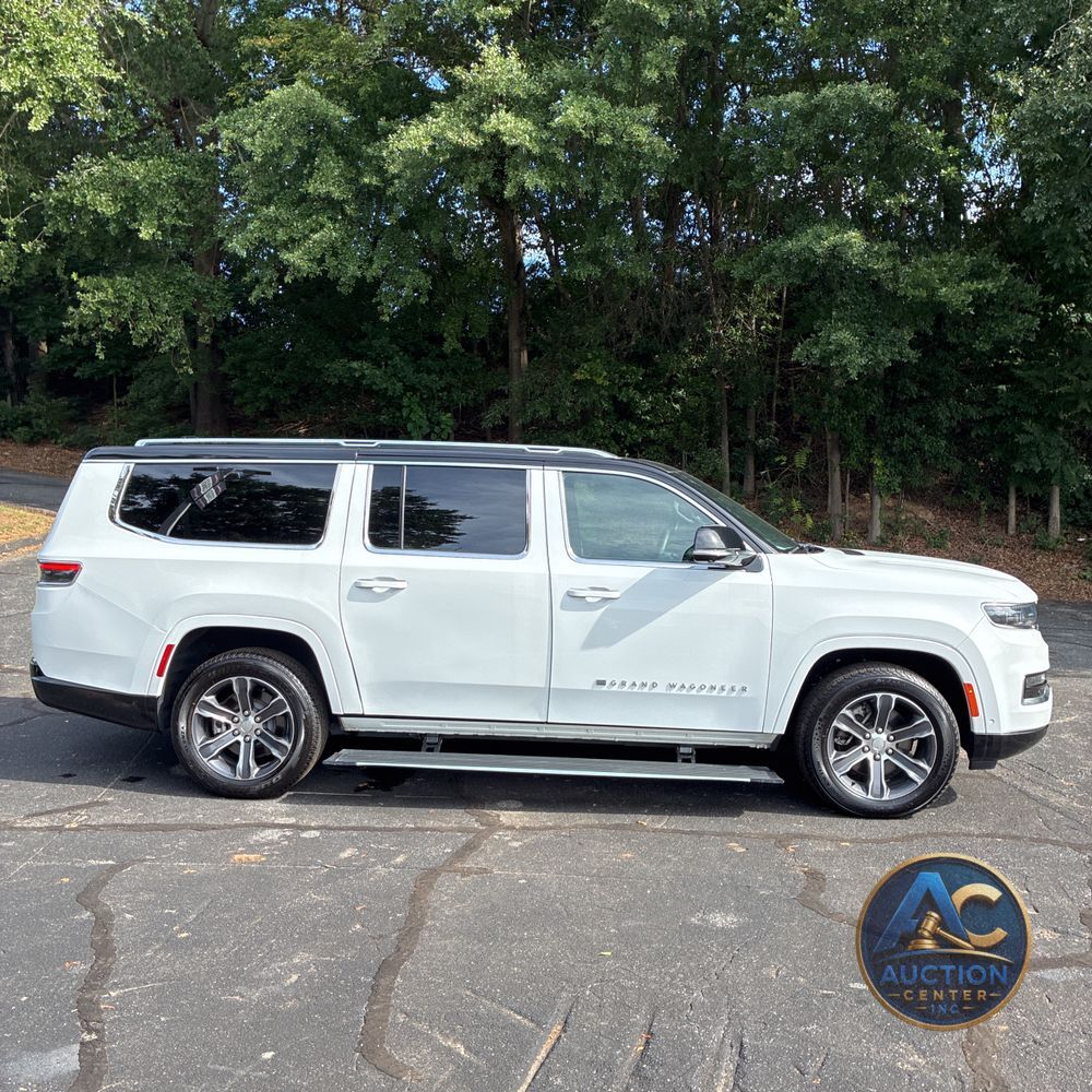 2024 Jeep Grand Wagoneer L Base