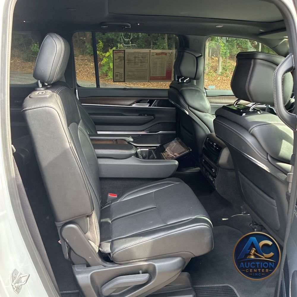 2024 Jeep Grand Wagoneer L Base