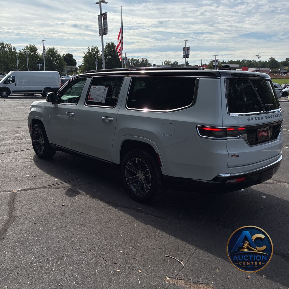 2024 Jeep Grand Wagoneer L Base