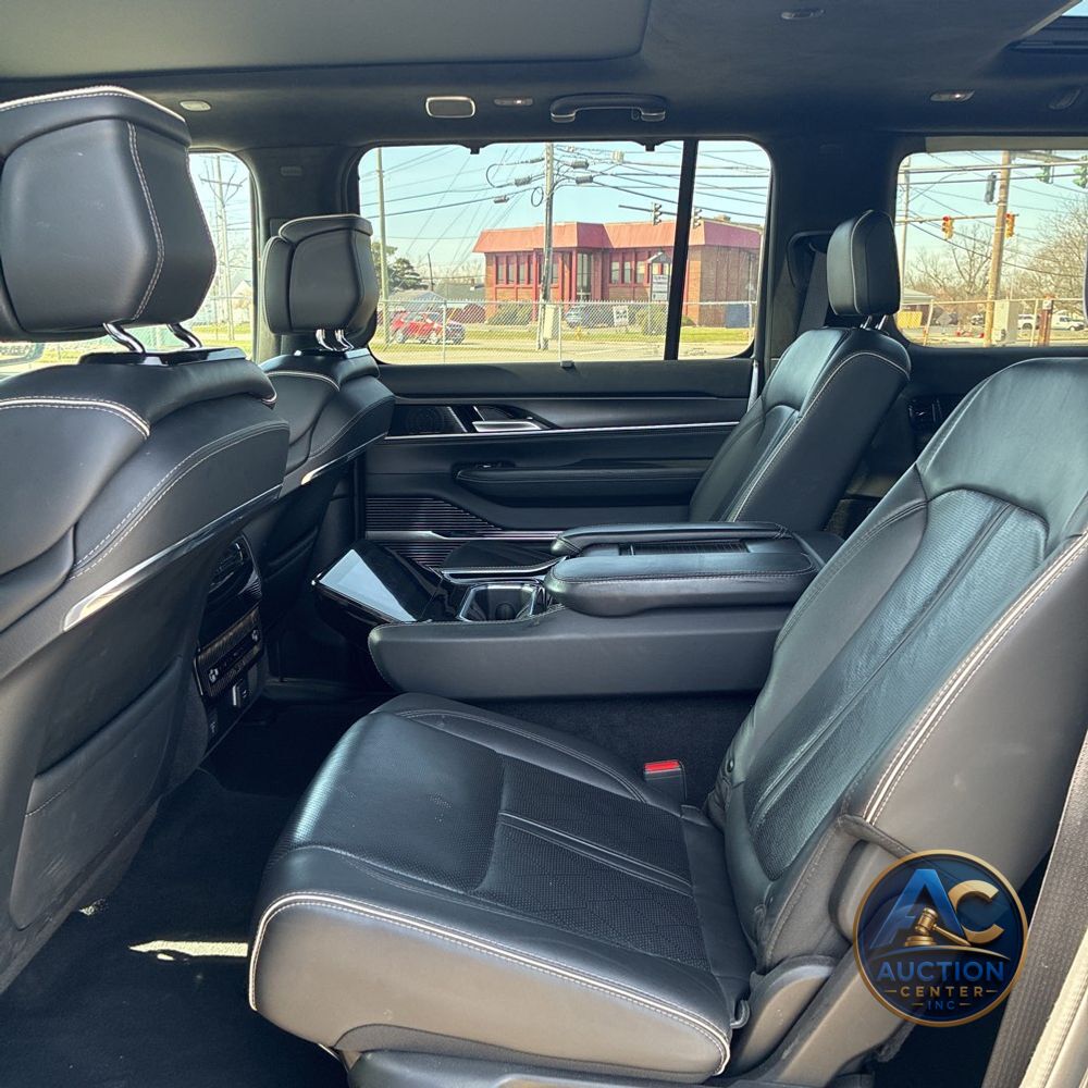 2024 Jeep Grand Wagoneer L Obsidian