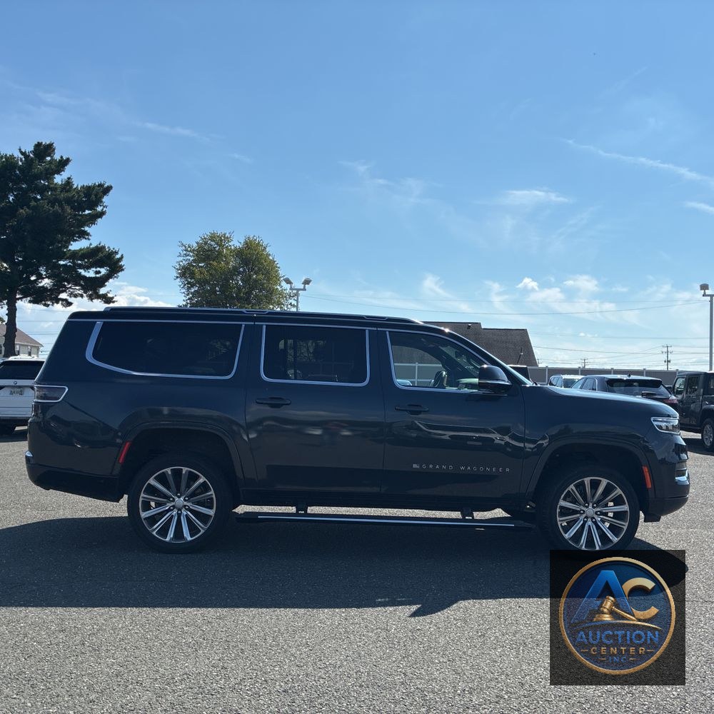 2023 Jeep Grand Wagoneer L Series II