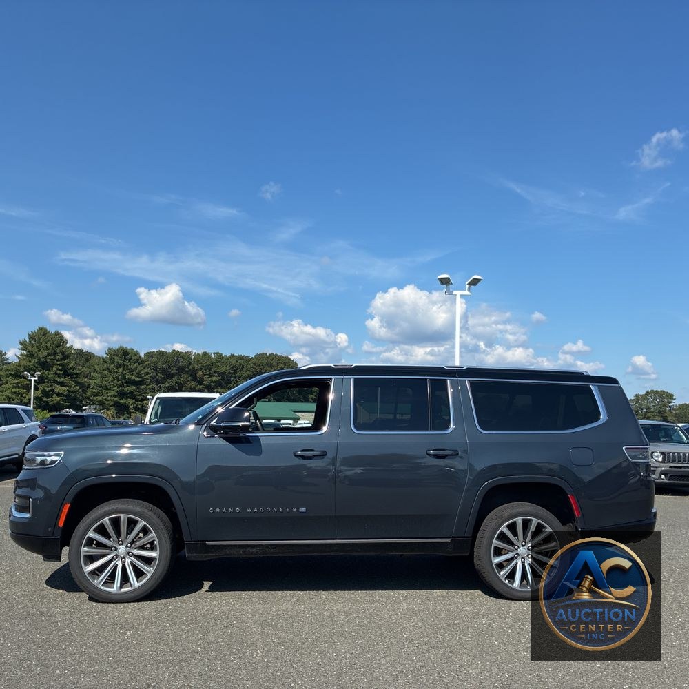 2023 Jeep Grand Wagoneer L Series II