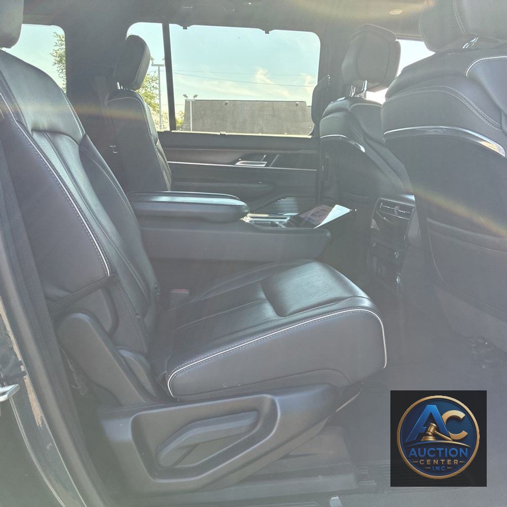 2023 Jeep Grand Wagoneer L Series II