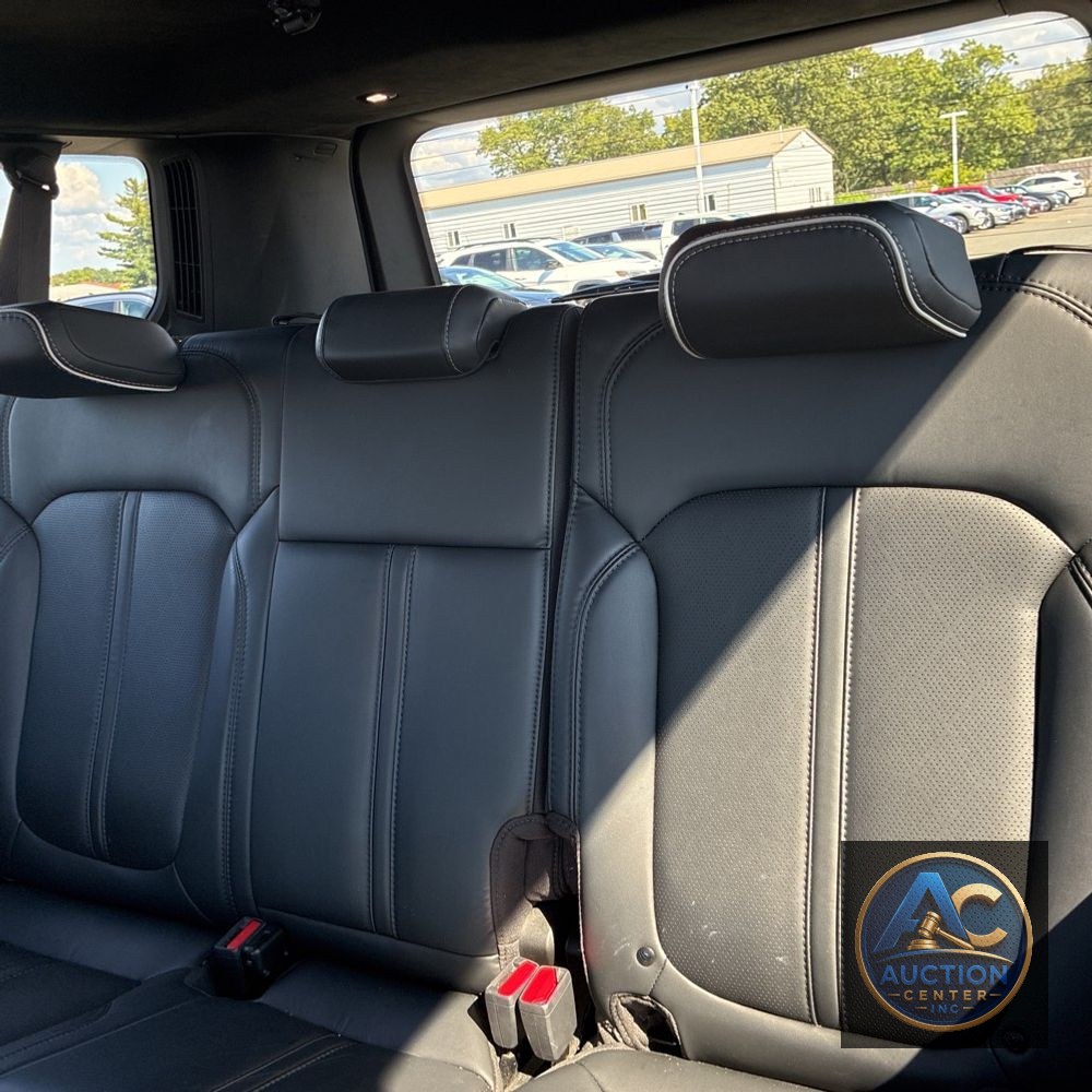 2023 Jeep Grand Wagoneer L Series II