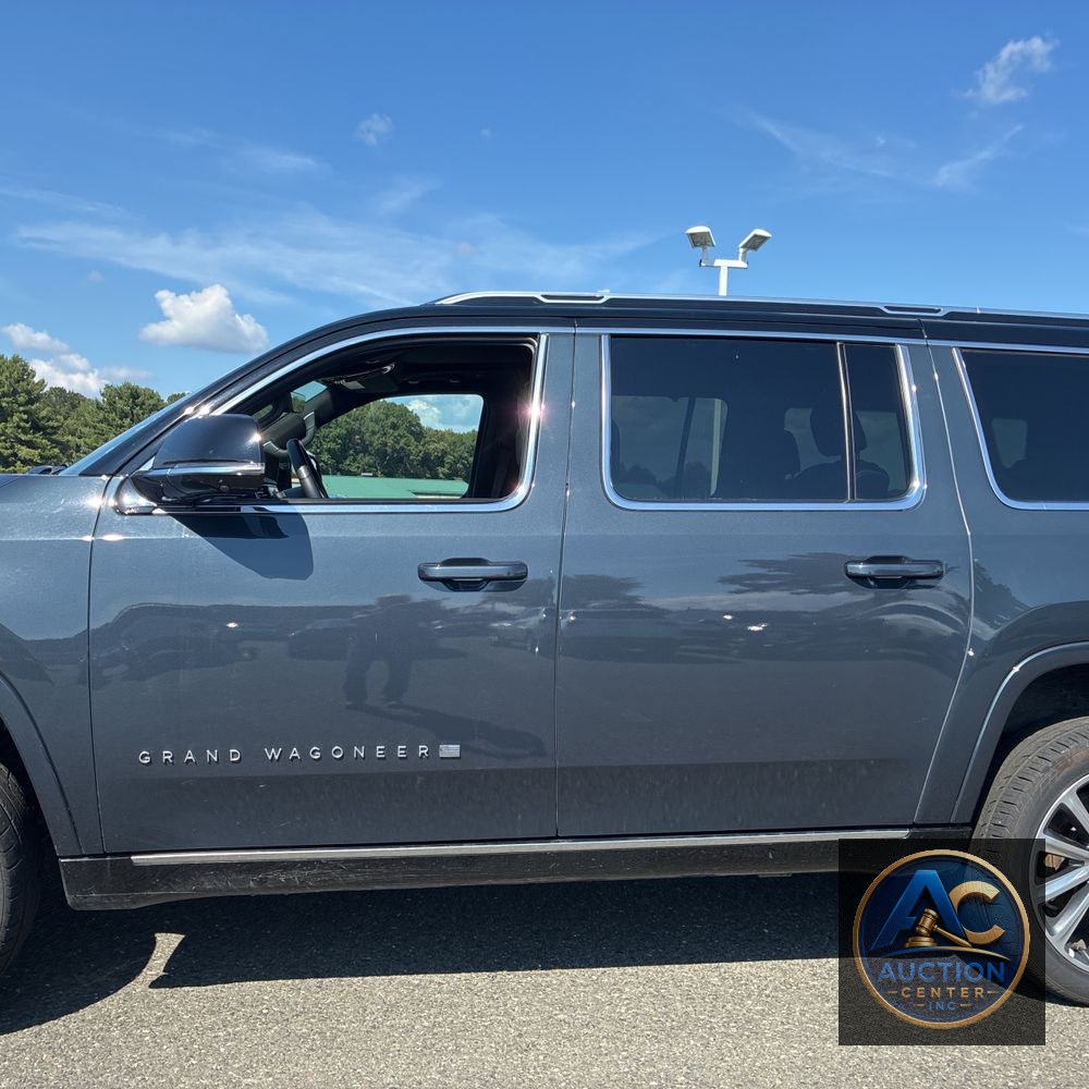2023 Jeep Grand Wagoneer L Series II