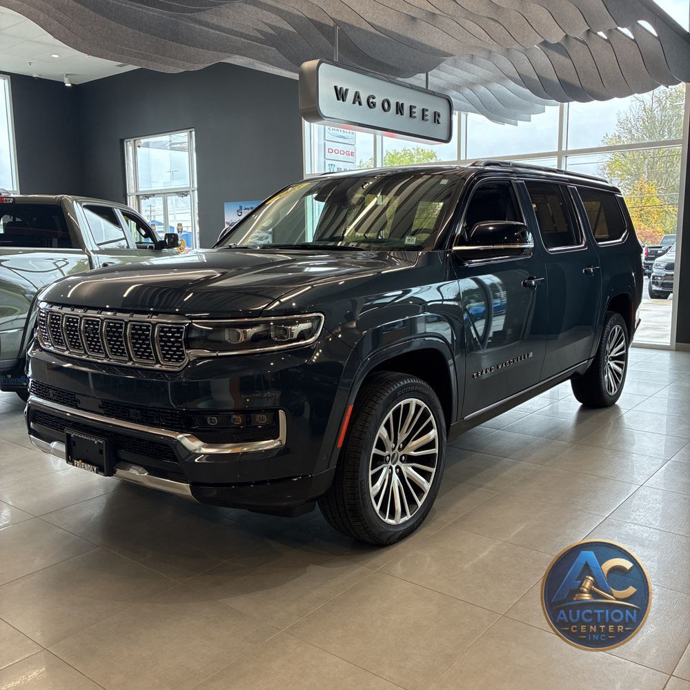 2023 Jeep Grand Wagoneer L Series III
