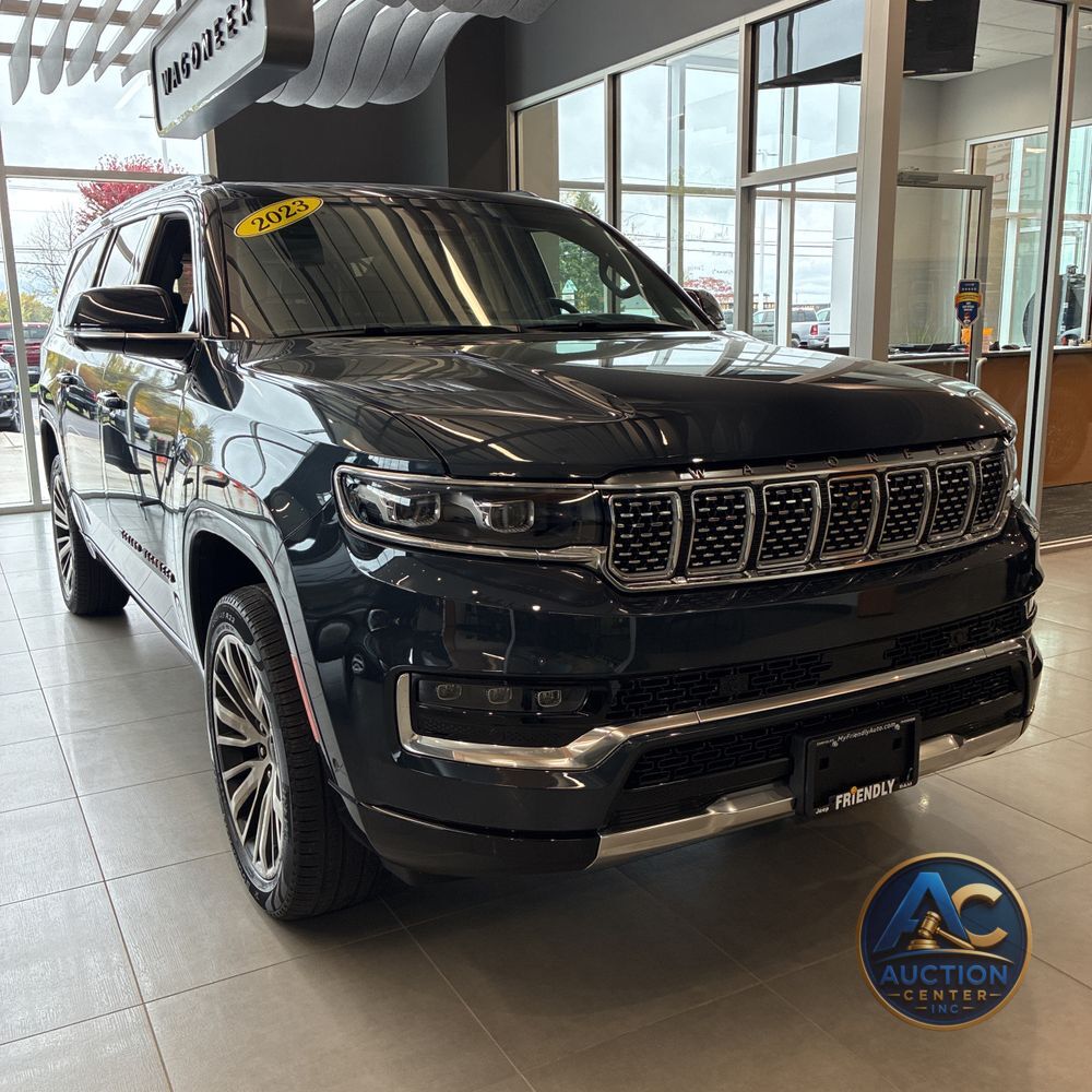 2023 Jeep Grand Wagoneer L Series III
