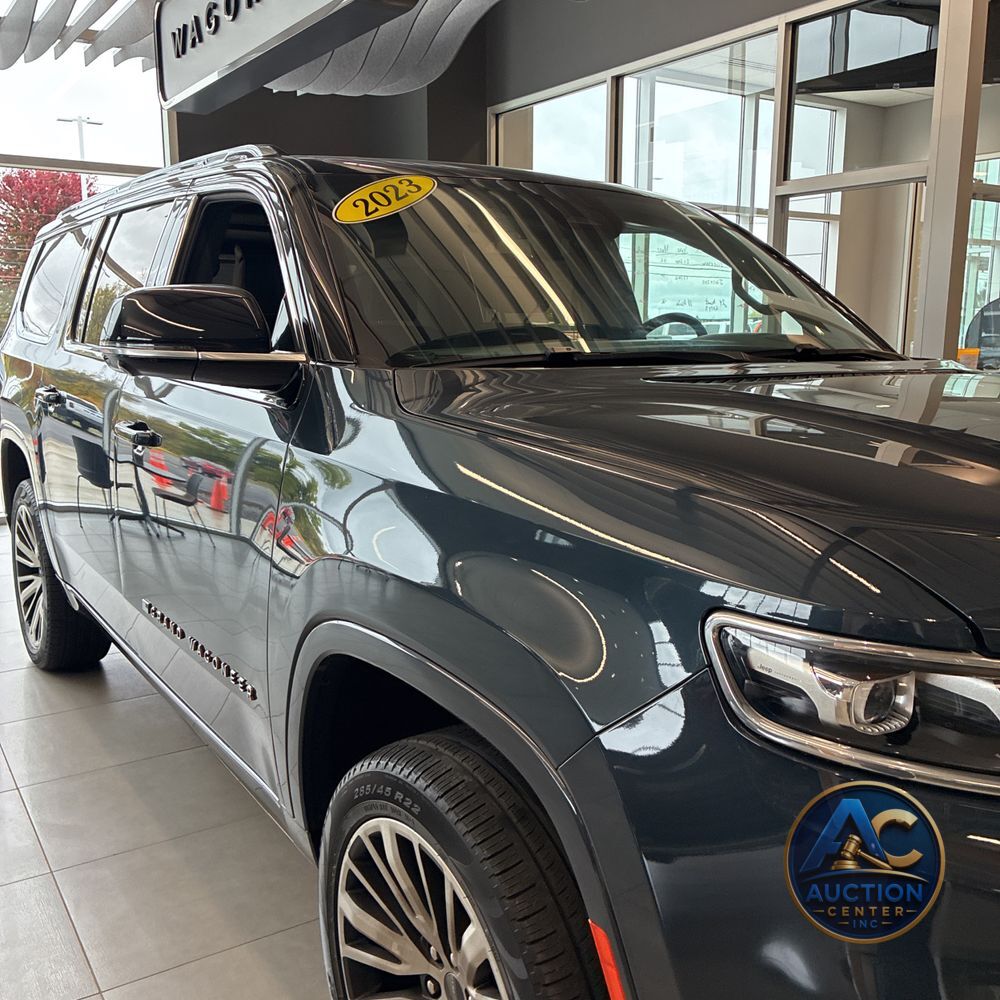 2023 Jeep Grand Wagoneer L Series III