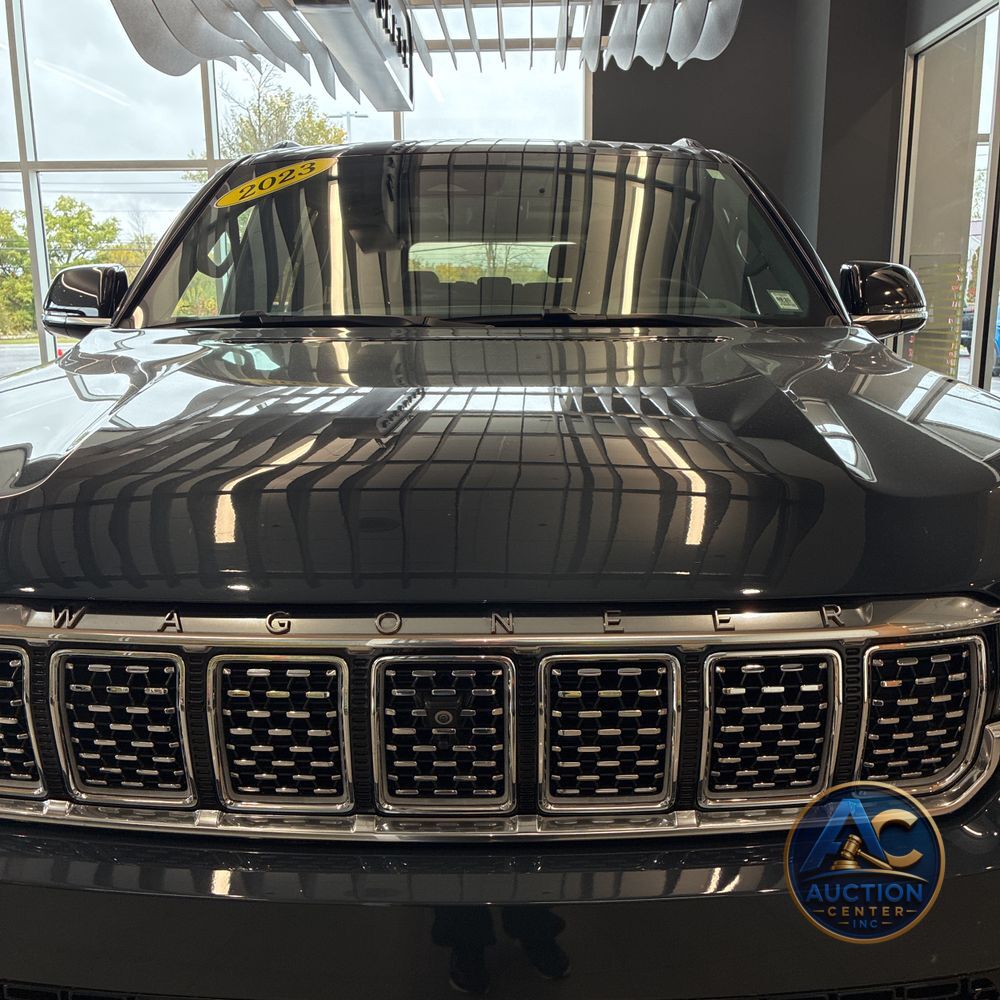 2023 Jeep Grand Wagoneer L Series III
