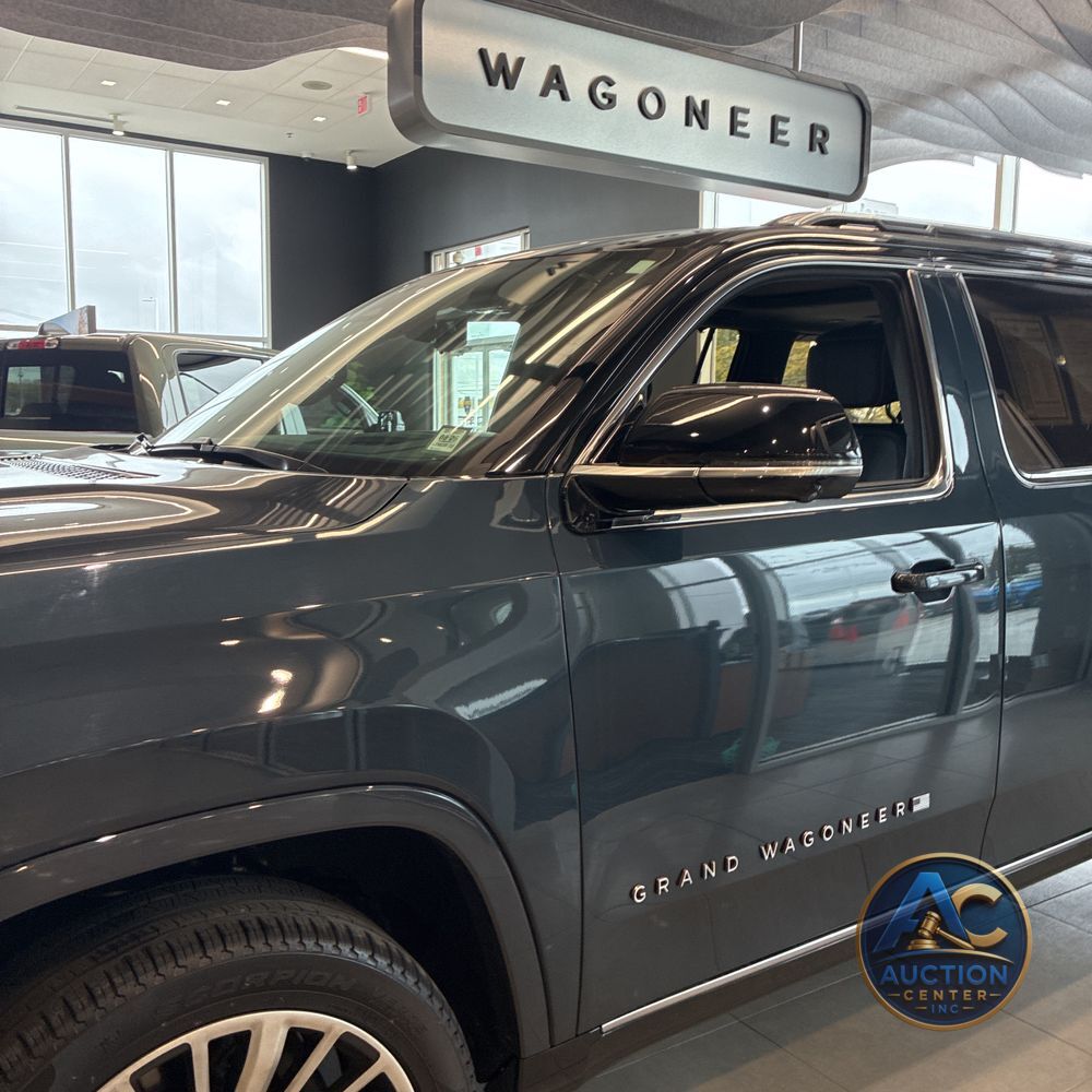 2023 Jeep Grand Wagoneer L Series III