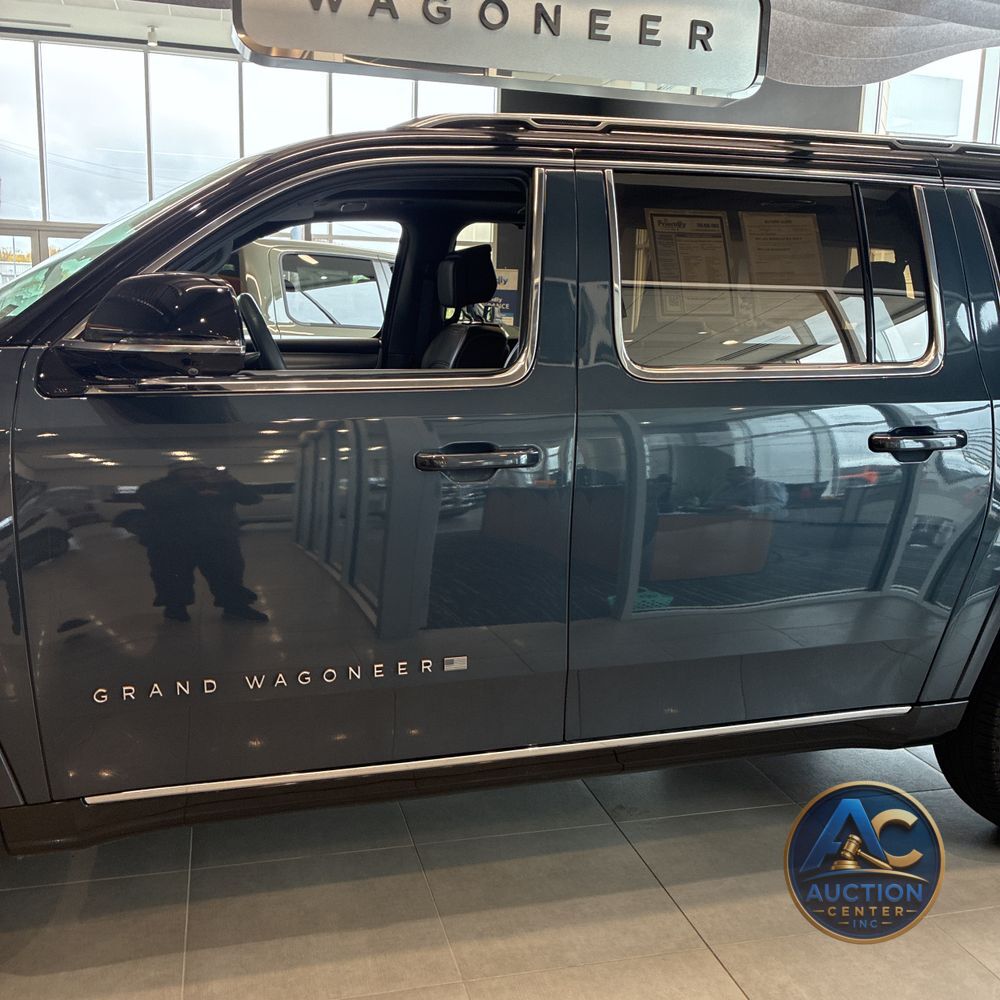 2023 Jeep Grand Wagoneer L Series III