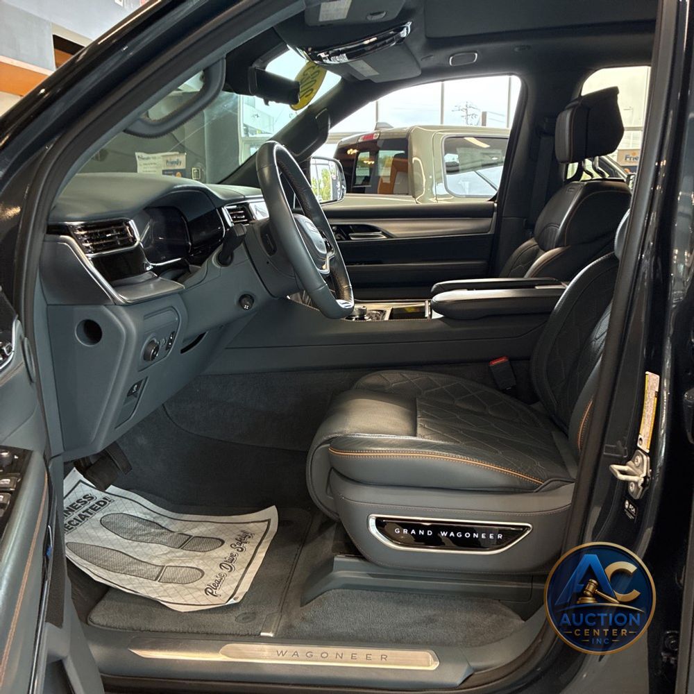 2023 Jeep Grand Wagoneer L Series III
