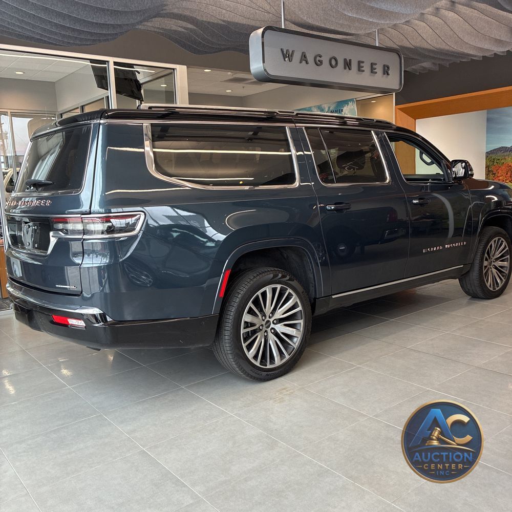 2023 Jeep Grand Wagoneer L Series III