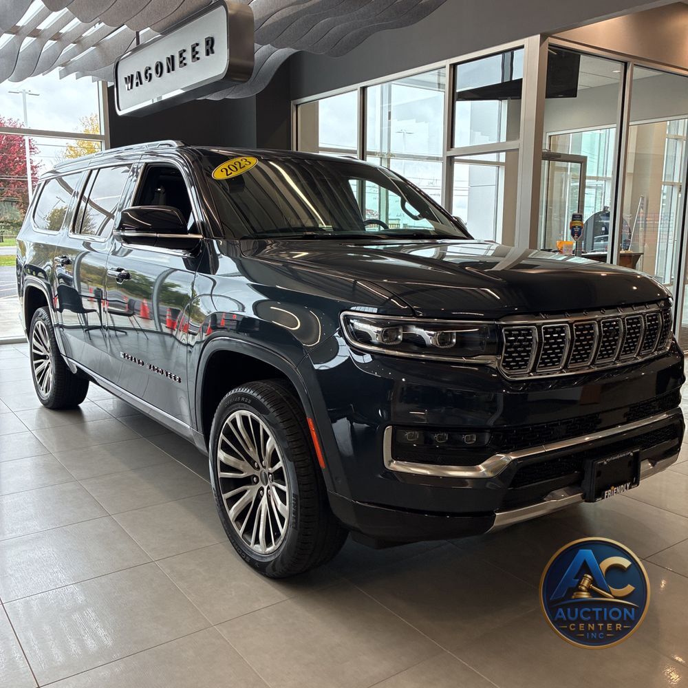 2023 Jeep Grand Wagoneer L Series III