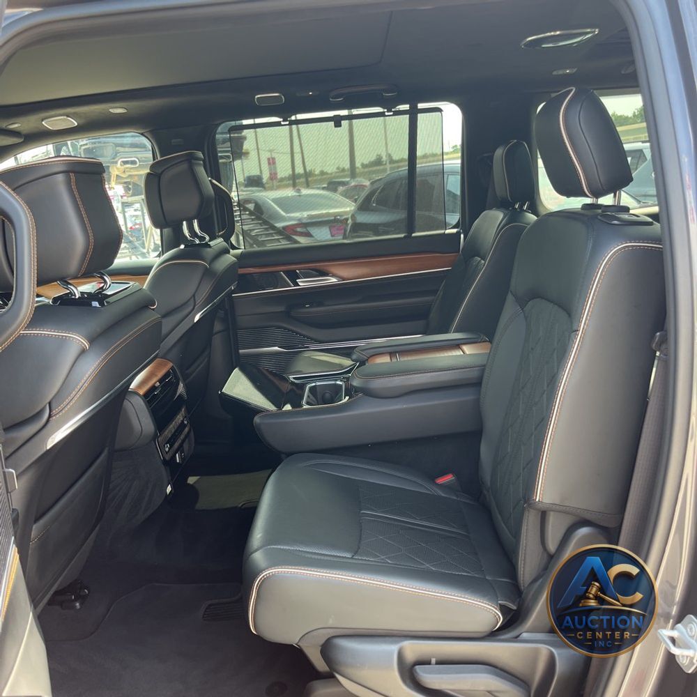 2024 Jeep Grand Wagoneer L Series III