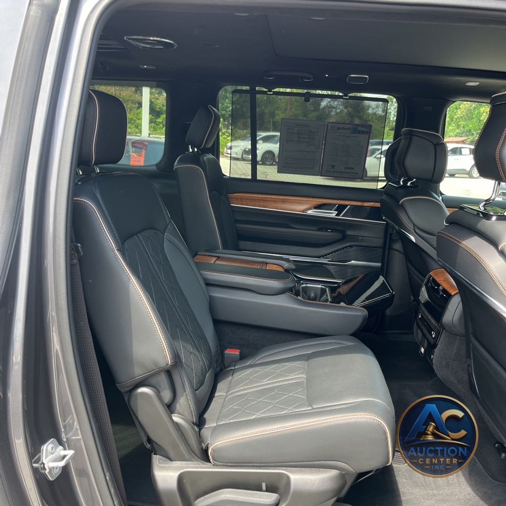 2024 Jeep Grand Wagoneer L Series III