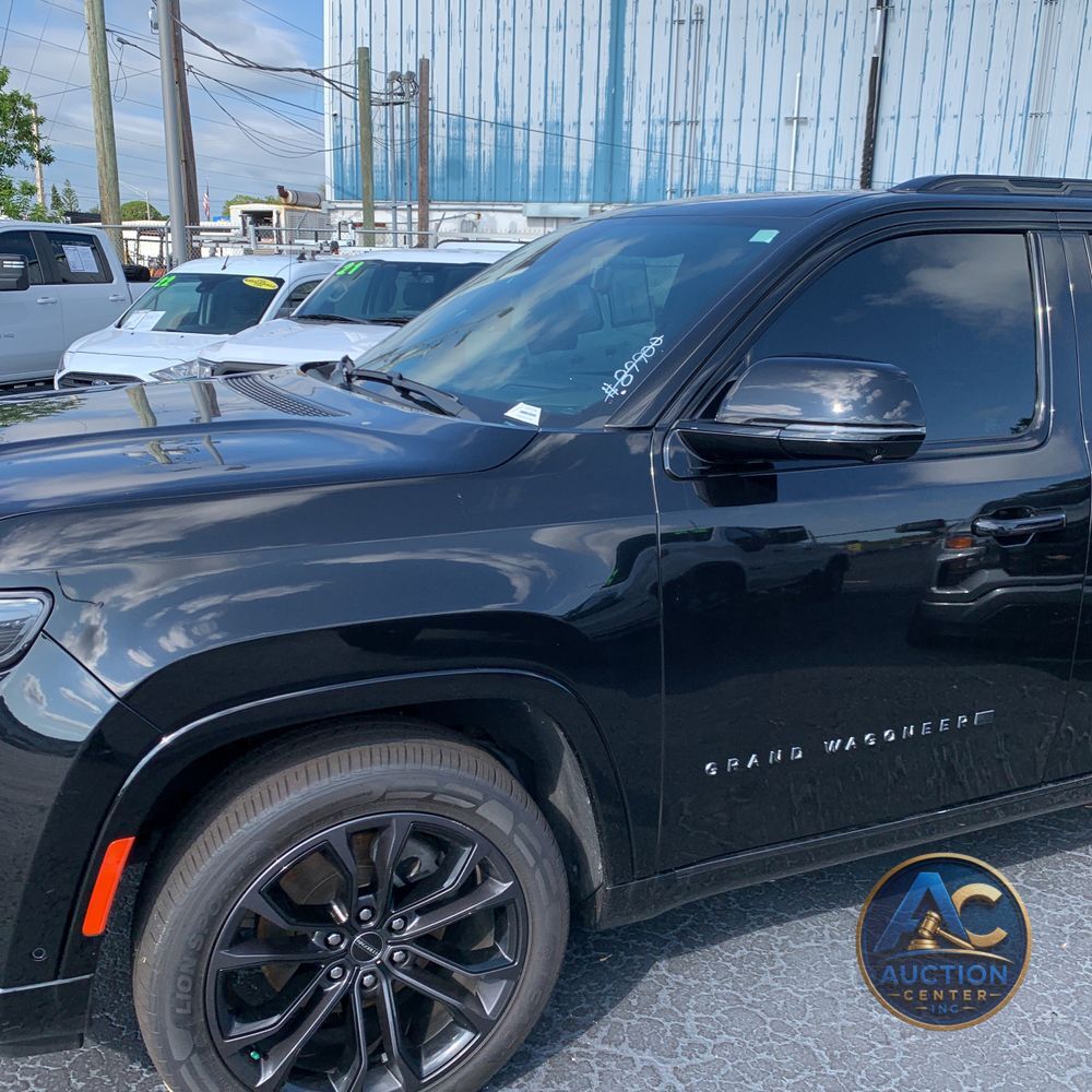 2024 Jeep Grand Wagoneer L Series III Obsidian