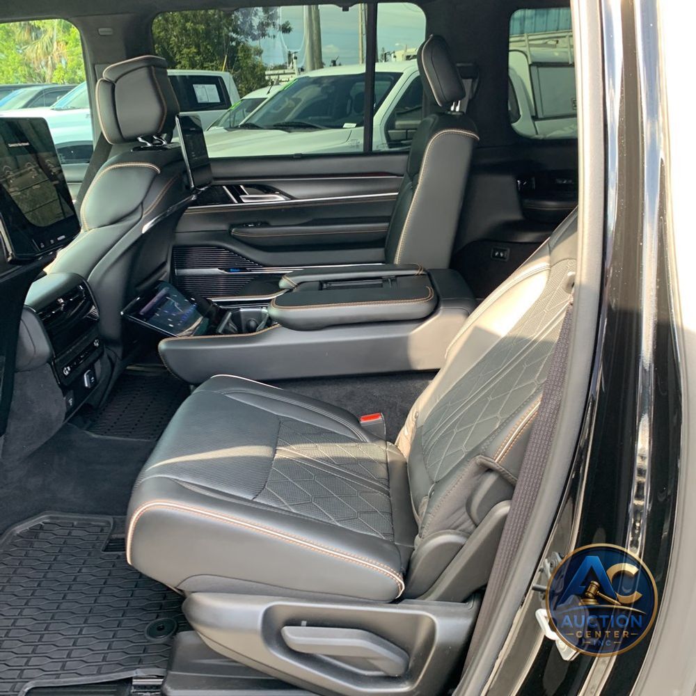 2024 Jeep Grand Wagoneer L Series III Obsidian