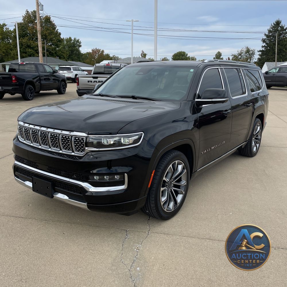 2023 Jeep Grand Wagoneer L Series III