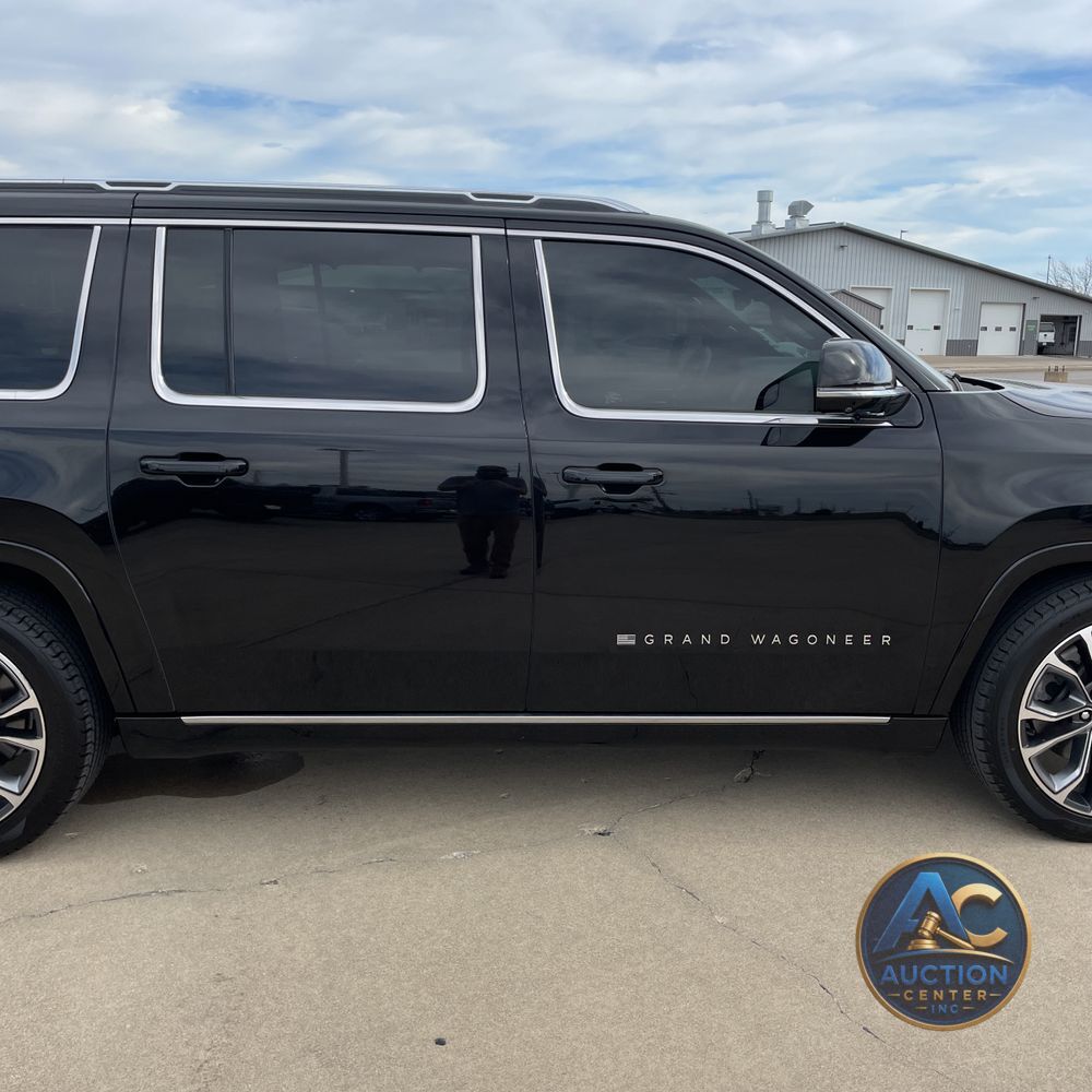 2023 Jeep Grand Wagoneer L Series III