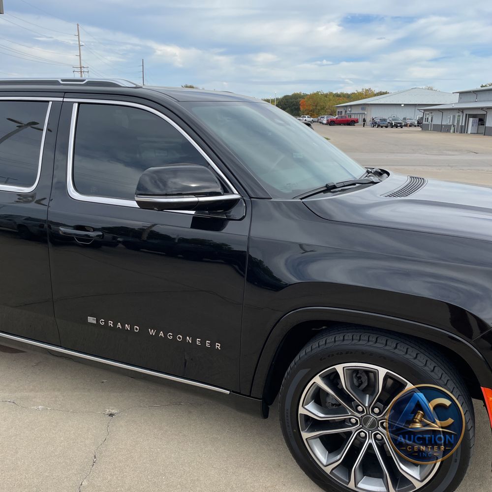 2023 Jeep Grand Wagoneer L Series III