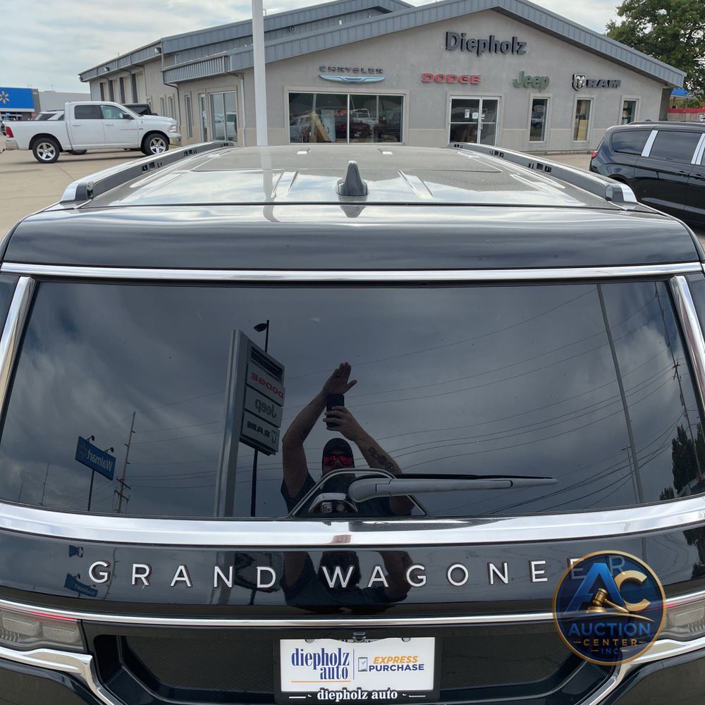 2023 Jeep Grand Wagoneer L Series III