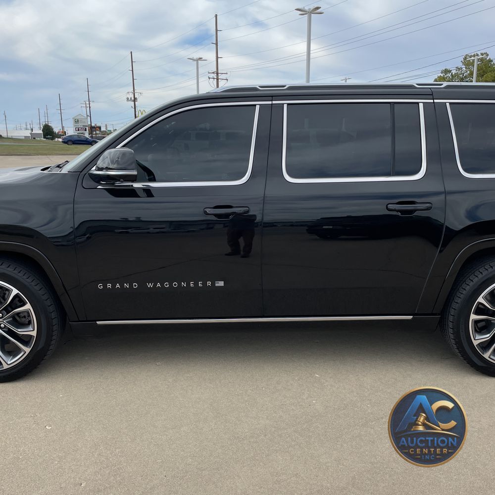 2023 Jeep Grand Wagoneer L Series III