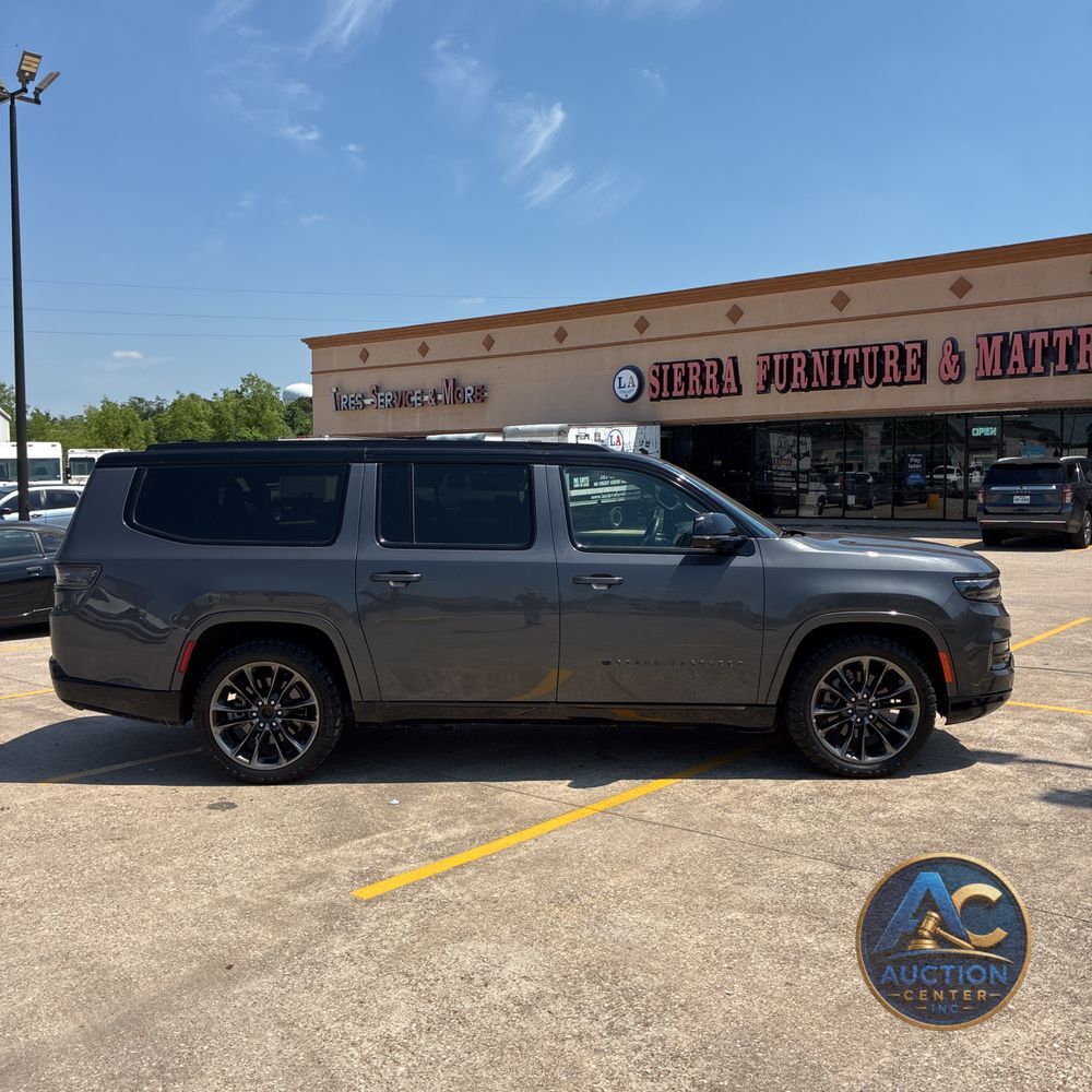 2024 Jeep Grand Wagoneer L Series III Obsidian