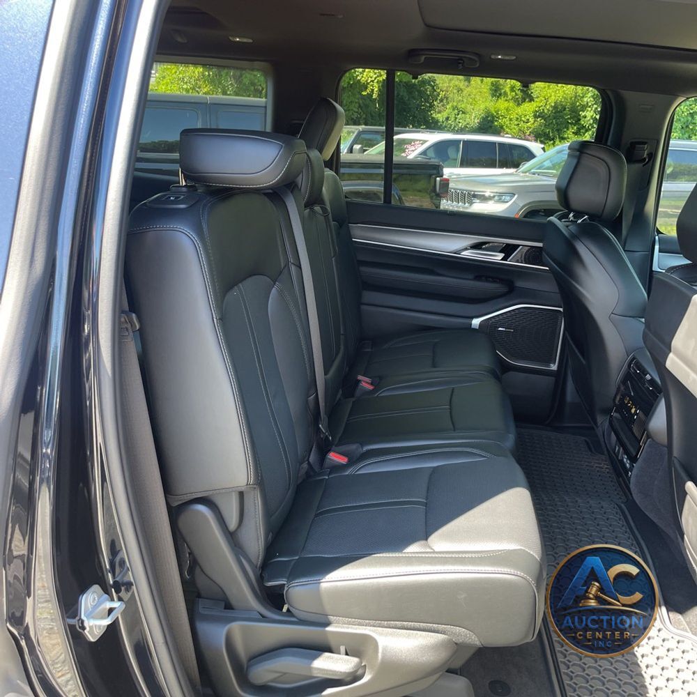 2025 Jeep Wagoneer Series II