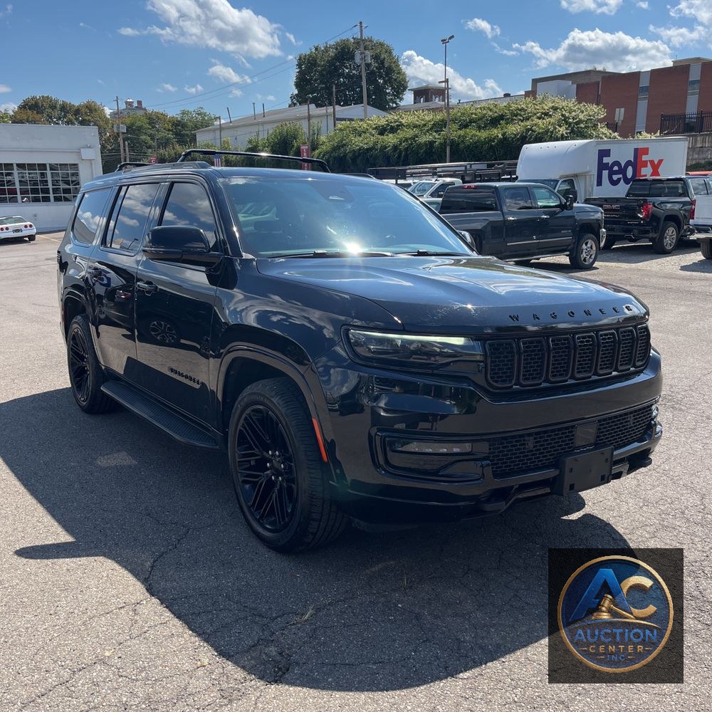 2023 Jeep Wagoneer Carbide