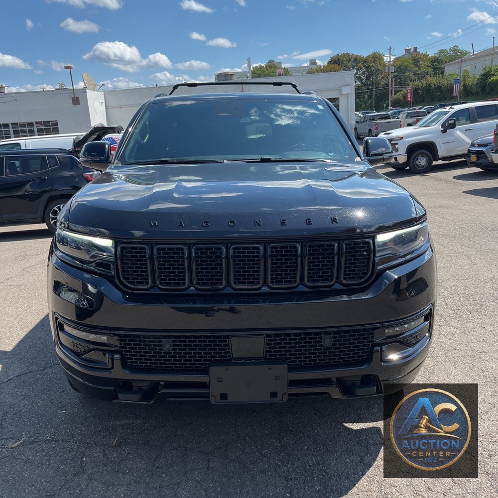 2023 Jeep Wagoneer Carbide