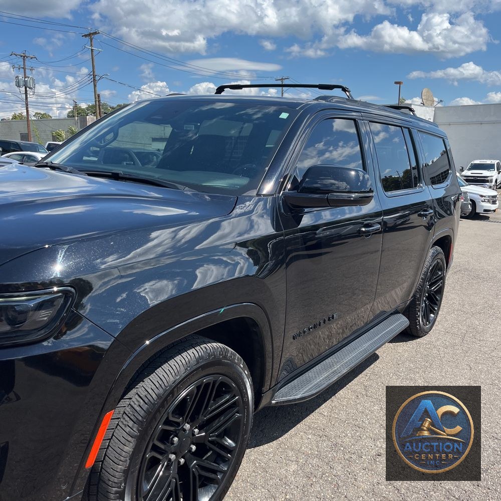 2023 Jeep Wagoneer Carbide