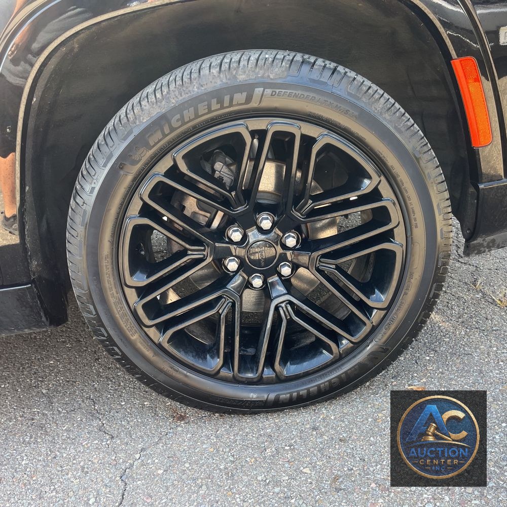 2023 Jeep Wagoneer Carbide