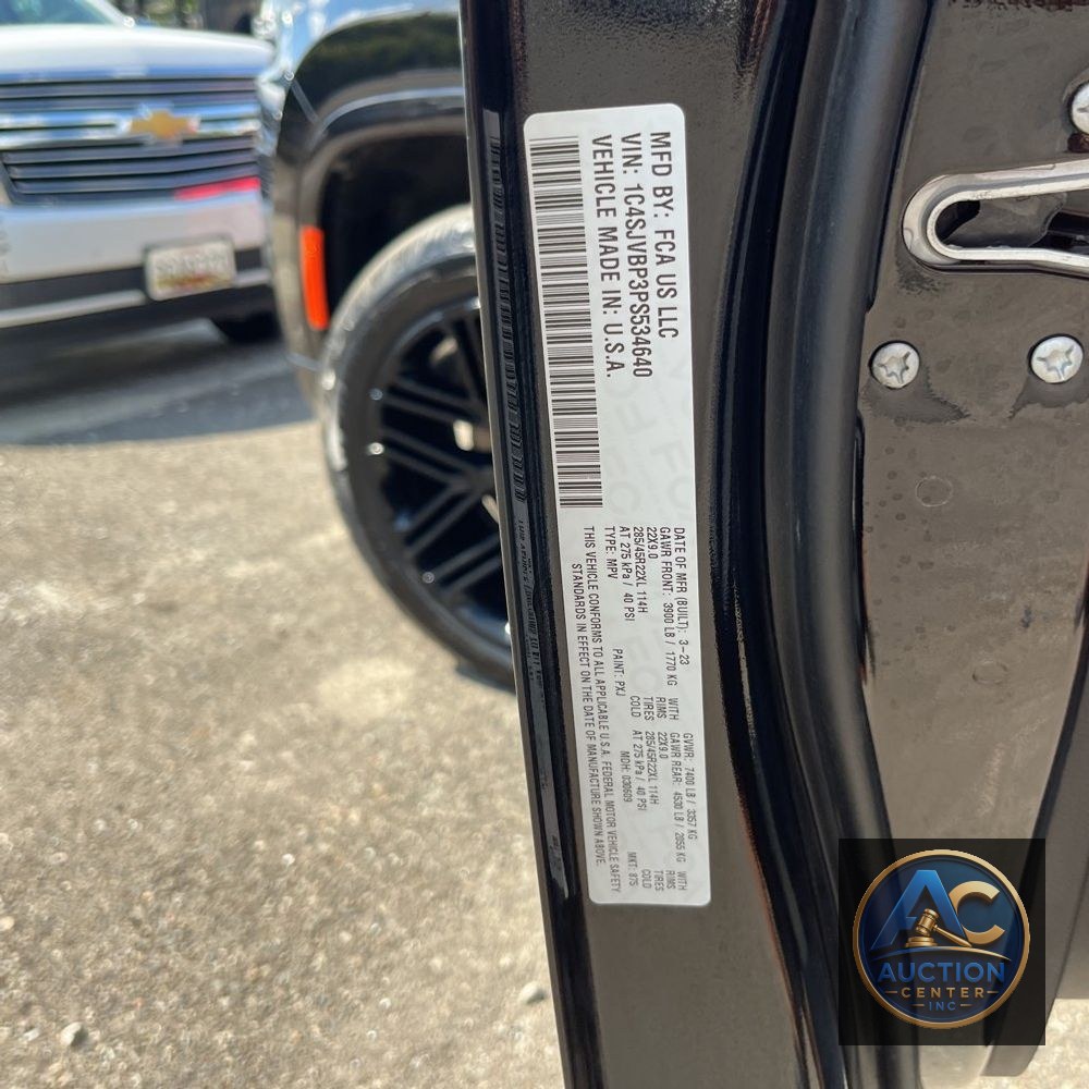 2023 Jeep Wagoneer Carbide
