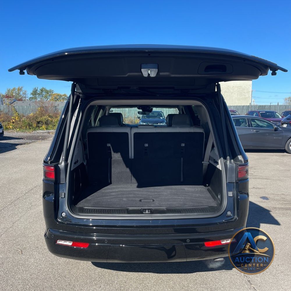 2024 Jeep Wagoneer Series II