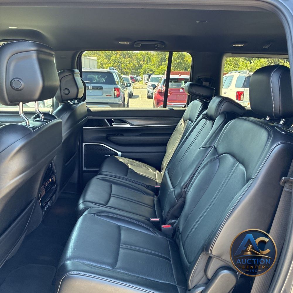 2024 Jeep Wagoneer Series II