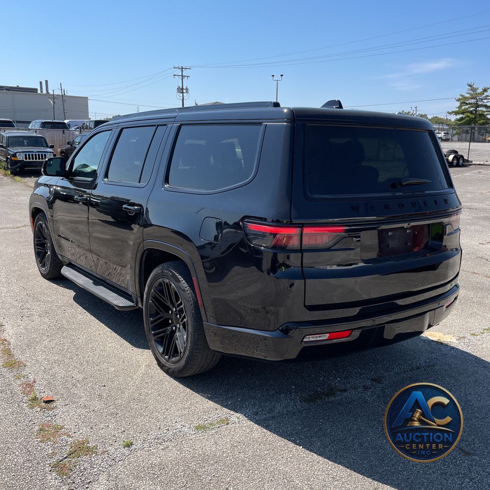2024 Jeep Wagoneer Carbide