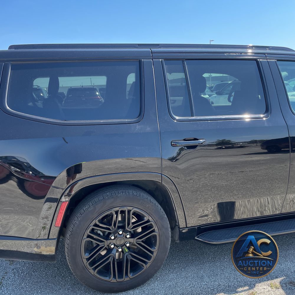 2024 Jeep Wagoneer Carbide