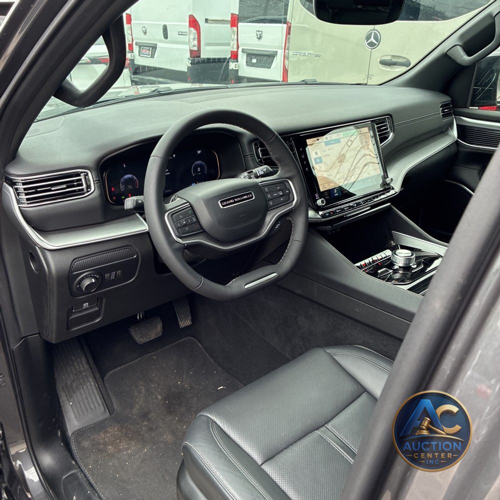 2026 Jeep Grand Wagoneer Limited Altitude 4x4