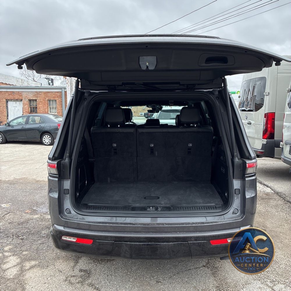 2026 Jeep Grand Wagoneer Limited Altitude 4x4
